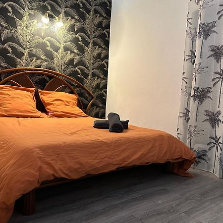 Apartamento L Atelier De La Sorgue LʼIsle-sur-la-Sorgue Exterior foto